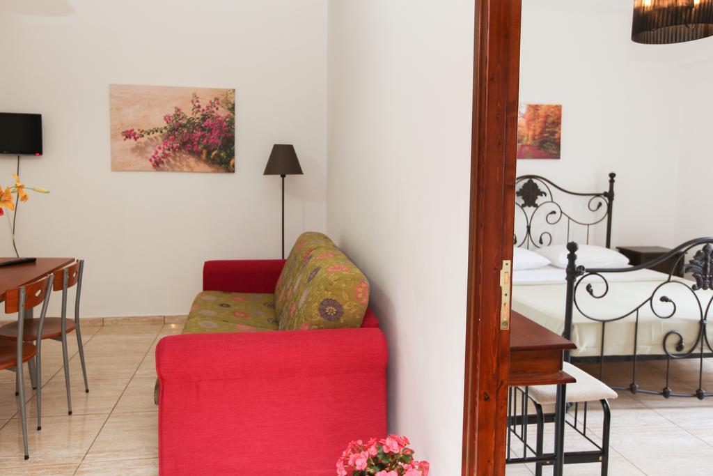 Kallisti Apartments İskados Dış mekan fotoğraf