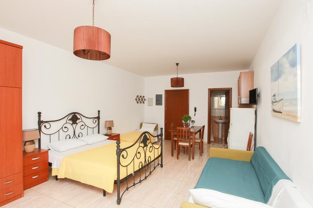 Kallisti Apartments İskados Oda fotoğraf